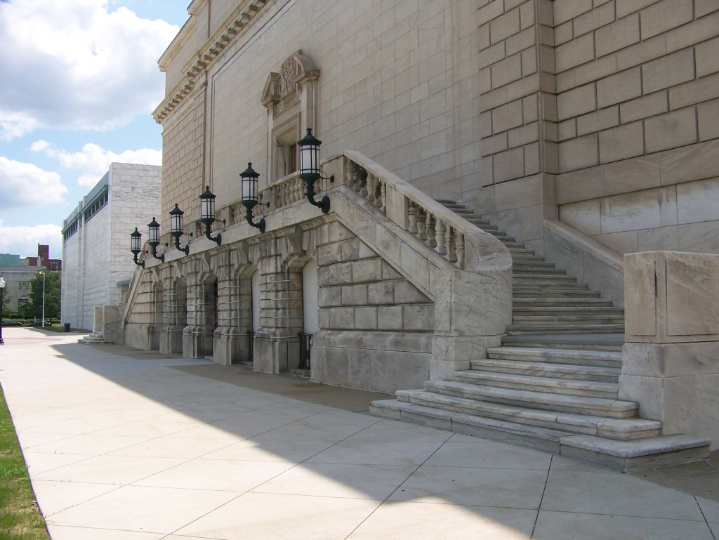 Detroit Film Theatre auditorium, back steps (August 2009) Detroit Film Theatre auditorium, back steps (August 2009)