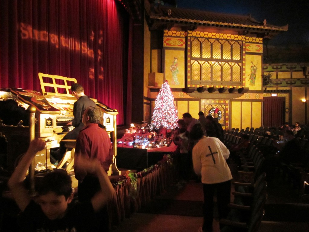 Redford Theatre, Organist Justin LaVoie, November 30, 2012